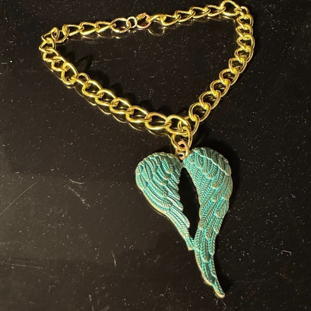 Green Verdigris Pendant Heart Angel Wings Gold Necklace Choker Gift - Picture 2 of 6